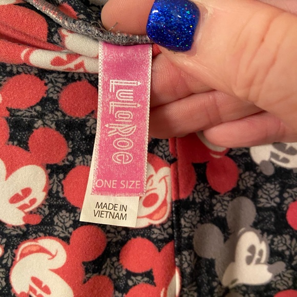 Disney LuLaRoe woman’s leggings - Picture 5 of 6